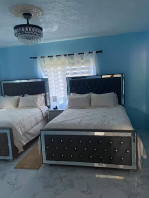 Unclassified image, 5 of 9, button - Delightful 2-bedroom apartment with AC in Bog Walk (Bog Walk)