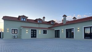 Exterior - Vrbo Property (Várzea)