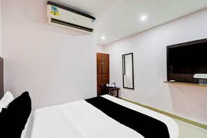 Unclassified image, 5 of 36, button - Townhouse Nampally Metro Station Hyd (Hyderabad)