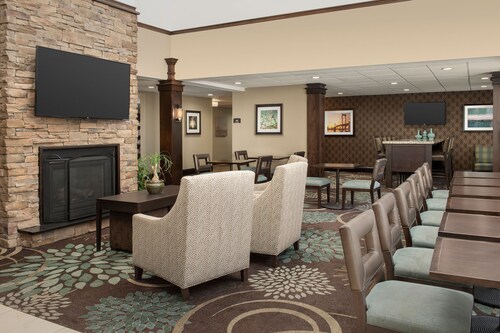 Accessible 2BR Suite | Hot Breakfast + Pool Access