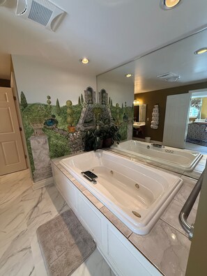 Bathroom - The Perfect Gettysburg Escape - Room #14 at The Inn At Herr Ridge (Gettysburg)