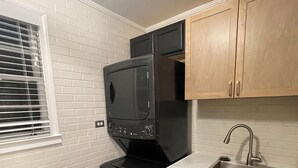 Unclassified image, 5 of 8, button - Adorable 1-bedroom studio with Private Patio Garden (Vidalia)