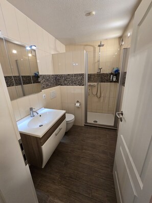 Unclassified image, 5 of 10, button - Vrbo Property (Büsum)