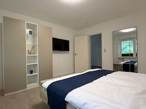 Unclassified image, 3 of 10, button - Vrbo Property (Büsum)