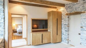 Room - Vrbo Property (Châteaulin)