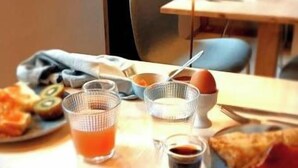 Dining - Vrbo Property (Châteaulin)