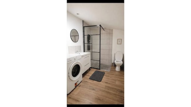 Bathroom - A relaxing getaway in the heart of the countryside (Sains-Morainvillers)