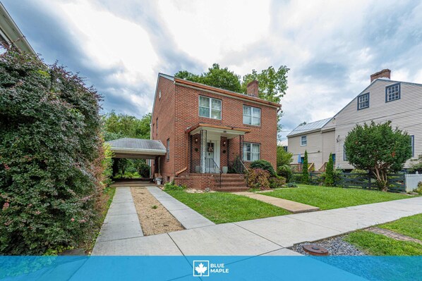 Exterior - Charming Shepherdstown Home - Walk to Downtown (Shepherdstown)