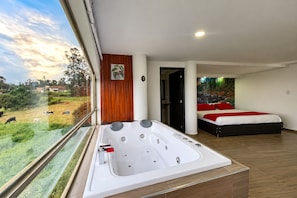 Desk, laptop workspace, free WiFi - HOTEL NALNOA REAL (San Francisco)