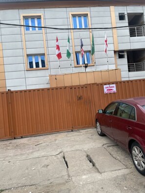 Imej tidak diklasifikasikan, 5 daripada 45, butang
