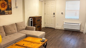 Living area - Downtown Bryan Apt - Walk to Everything (Bryan)