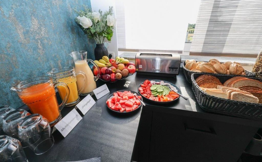 Tägliches Frühstücksbuffet gegen Gebühr
