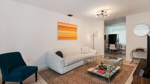 Unclassified image, 4 of 10, button - Stylish pet-friendly 2BR 1 BR minutes from Wynwood, Design District & MIA. (Miami)