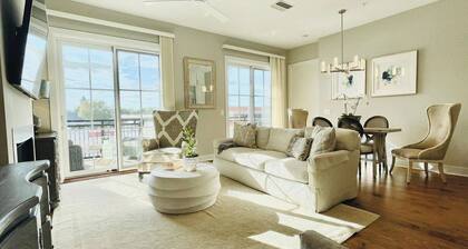 The Butler, Walk SQ & Campus by Velvet Ditch Villas