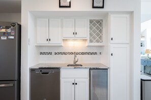 Wet Bar w/ Refrigerator - Private Semi-Oceanfront Retreat with Pool & Spa (Corolla)