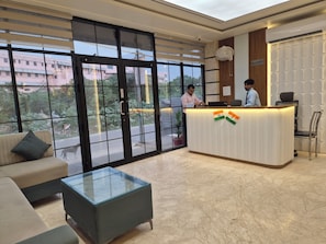 Lobby - OnlyStay Raas Inn (Vrindavan)