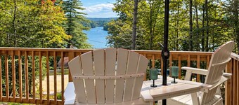 Lake View Retreat, Beach, Game Room, EV & Year-Round Fun