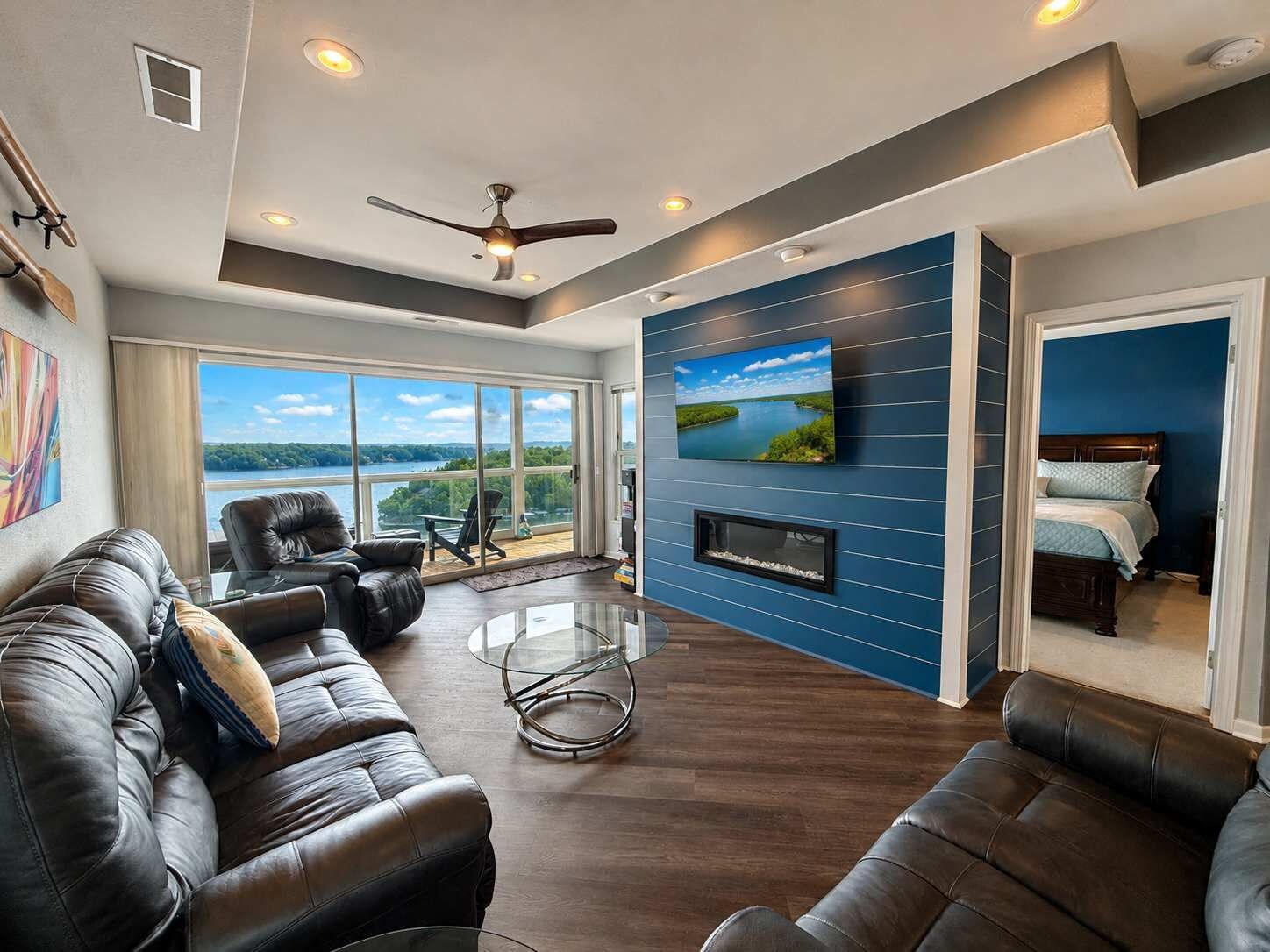 Condo, Multiple Beds (Emerald Escape) | Living area