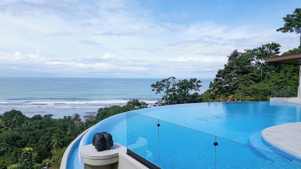 Unclassified image, 1 of 6, button - Upscale Tropical Retreat with Private Pool! (Savegre de Aguirre)