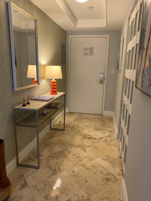 Ảnh chưa phân loại, 3 trong số 25 ảnh, nút