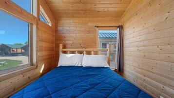 WiFi, bed sheets