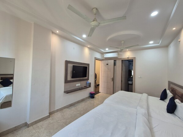 Ảnh chưa phân loại, 1 trong số 17 ảnh, nút