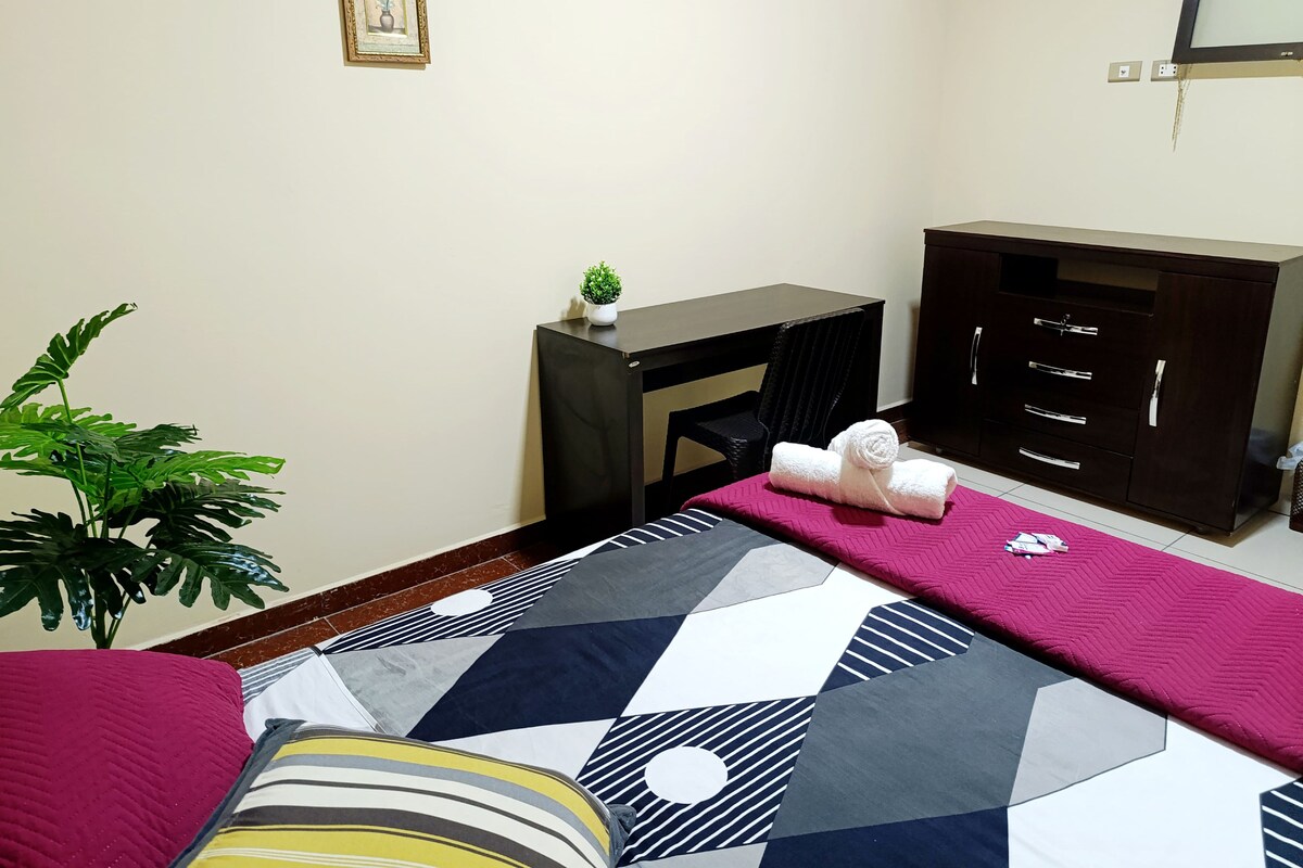 Comfort-Doppelzimmer, Terrasse | Schreibtisch, laptopgeeigneter Arbeitsplatz, kostenloses WLAN