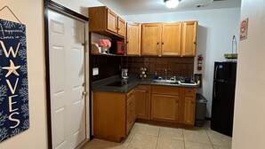 Unclassified image, 5 of 10, button - Tamiami Guest House- Studio #2 with pool (Miami)