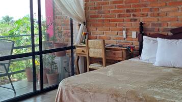 Double Room, Balcony, Garden View | WiFi (free)