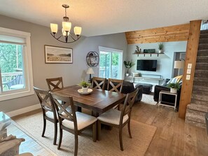 Dining - The River House (Bismarck)