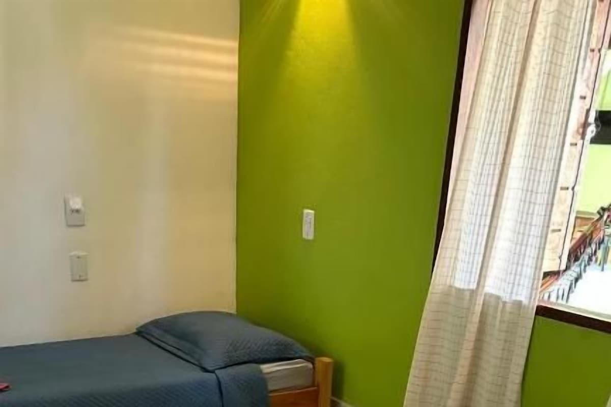 Kolmen hengen comfort-huone | Ilmainen Wi-Fi