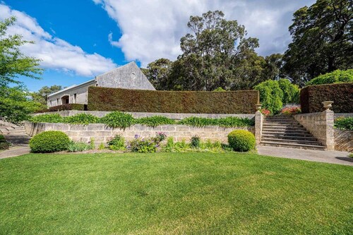 Hope Springs Farm - Shiraz Room