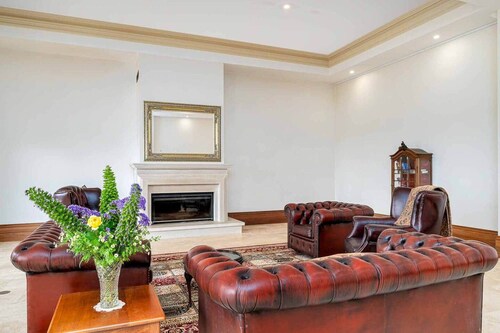 Hope Springs Farm - Verdelho Room