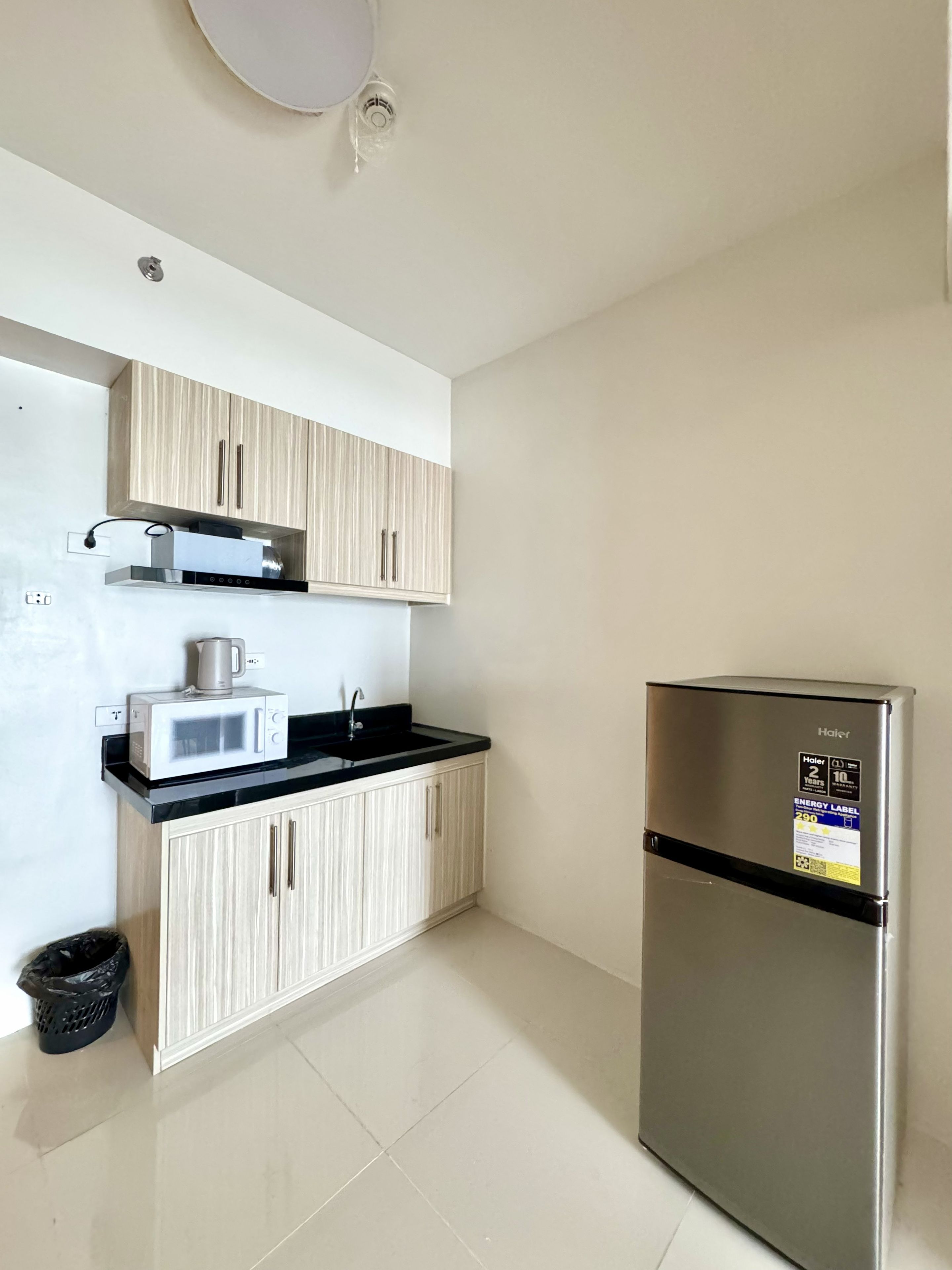 Standard Condo, Balcony, Sea View | Private kitchen