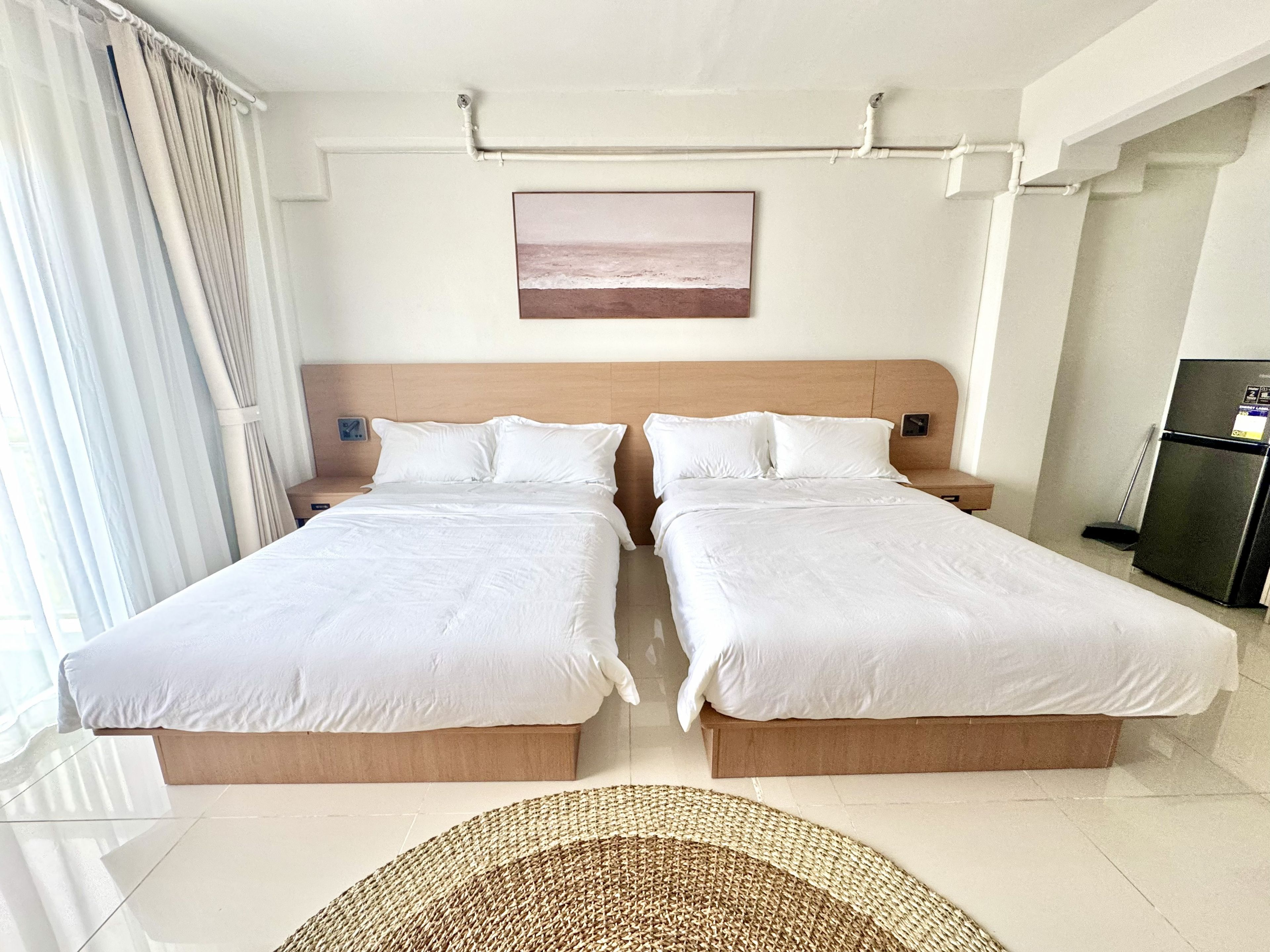 Standard Condo, Balcony, Sea View | Free WiFi