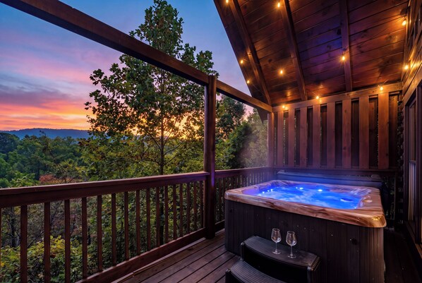 مغطس سبا خارجي