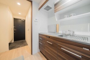 Private kitchen - unito residence SHINSAIBASHI East (Chuo-ku,)