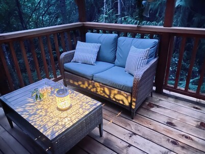 Forest Hideout - Peaceful Cabin Getaway in the woods