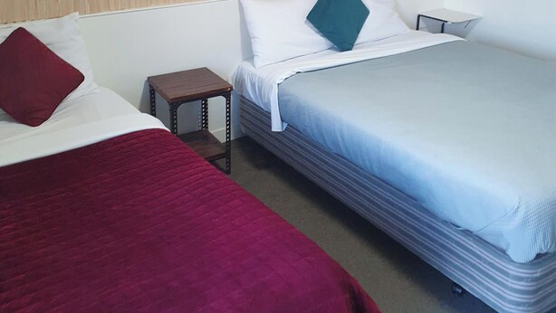 Twin Room - The grand Inn (Whanganui)