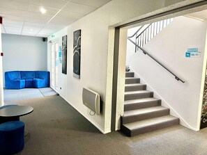 Lobby - Kyriad Direct Reims Bezannes (Reims)