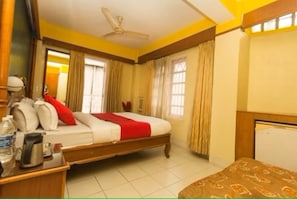Ảnh chưa phân loại, 3 trong số 19 ảnh, nút