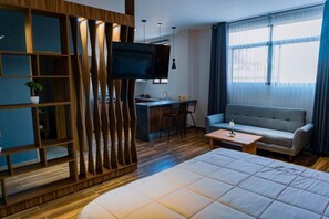 Ảnh chưa phân loại, 2 trong số 23 ảnh, nút
