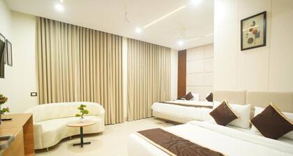 Hotel Shri Radha Krishnam
