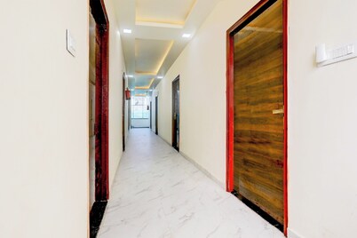 Hotel O Kalyanpur Near IIT Kanpur
