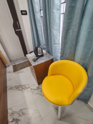 Ảnh chưa phân loại, 4 trong số 19 ảnh, nút