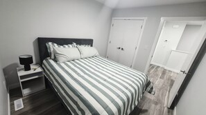 Unclassified image, 3 of 12, button - Cozy Laneway Suite in Harbour Landing (Regina)