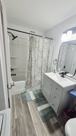 Unclassified image, 4 of 12, button - Cozy Laneway Suite in Harbour Landing (Regina)