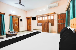Phòng Deluxe | Bàn, truy cập Internet không dây miễn phí 