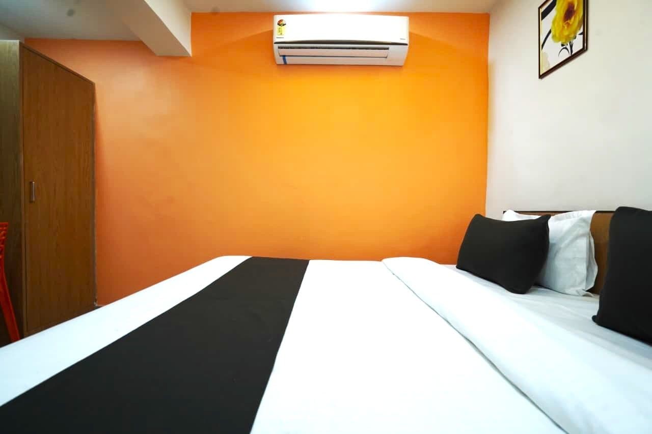Deluxe Room, City View