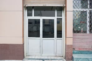 Ảnh chưa phân loại, 2 trong số 30 ảnh, nút